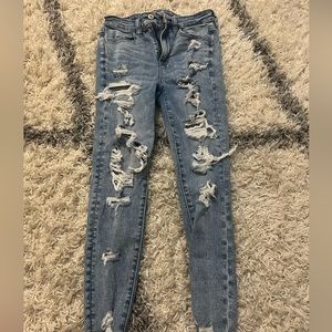 american eagle ripped skinny jeans